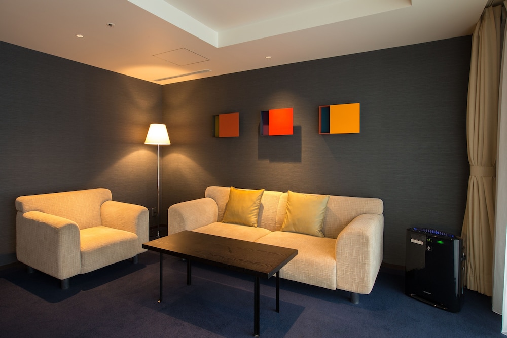 スイート キングルーム バルコニー付 禁煙 客室3 | ザ・ゲートホテル雷門 by HULIC