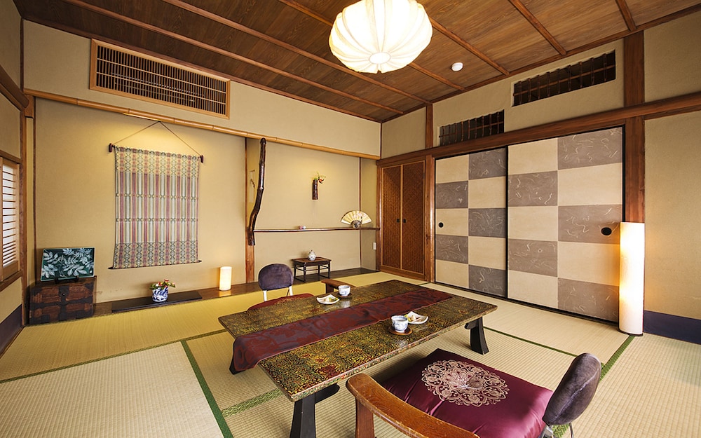 和室3-4人 (共同バスルーム) | あまみ温泉 南天苑