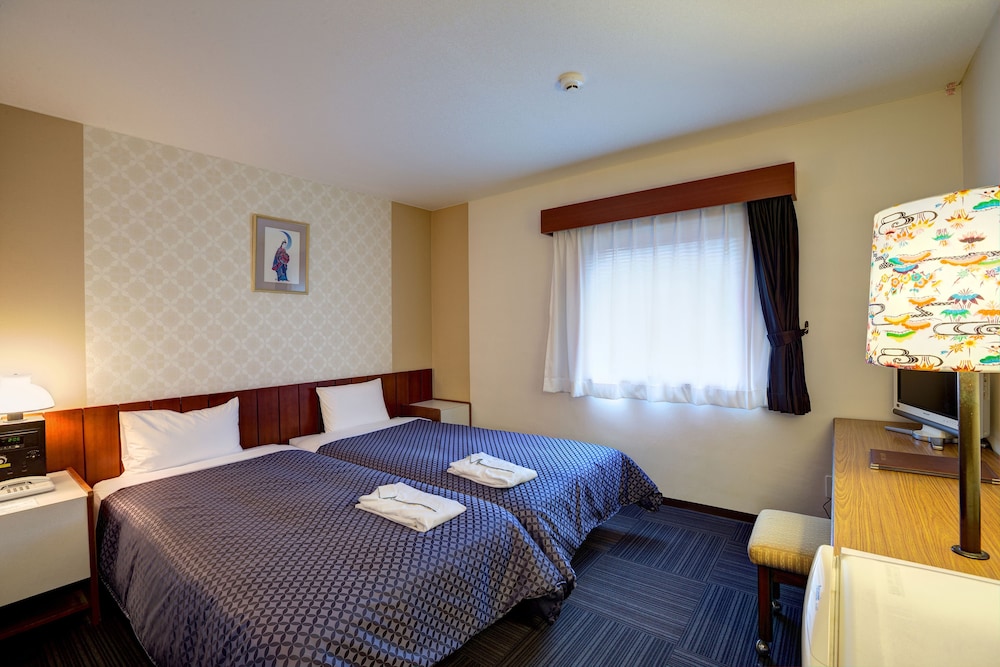 ツインルーム シングルベッド 2 台 客室3 | ホテル タイラ