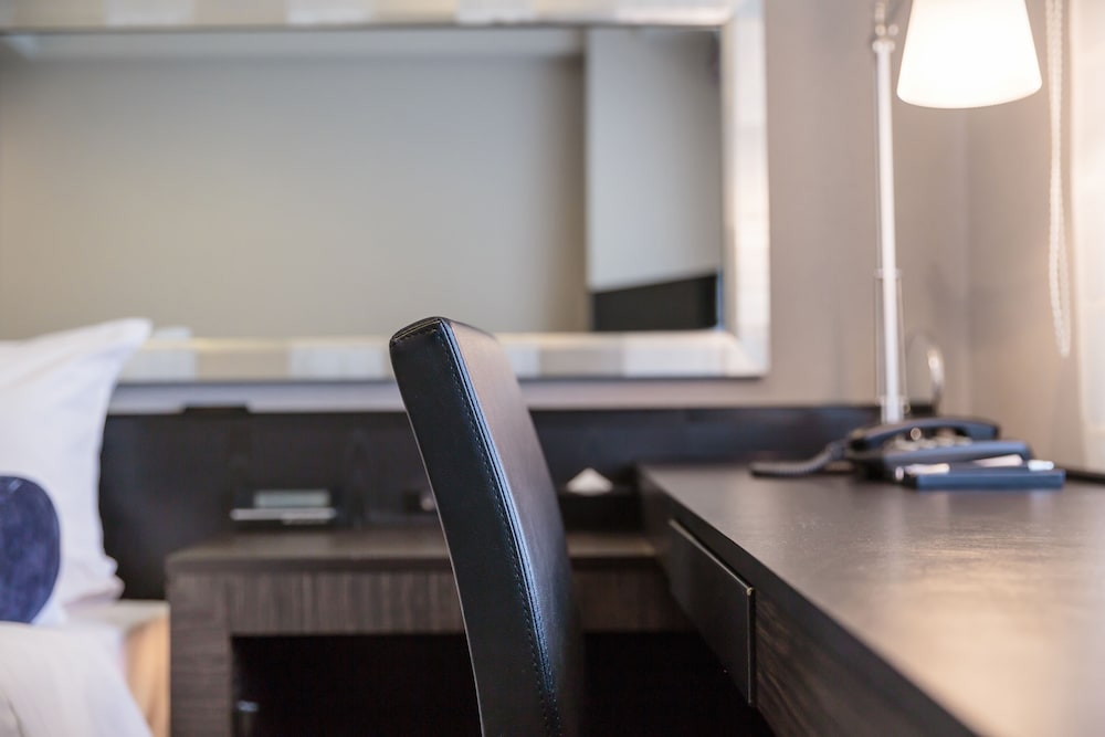 スタンダードダブル (喫煙) 客室1 | ホテルマイステイズプレミア堂島