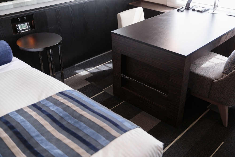 スーペリアキング (喫煙) 客室2 | ホテルマイステイズプレミア堂島