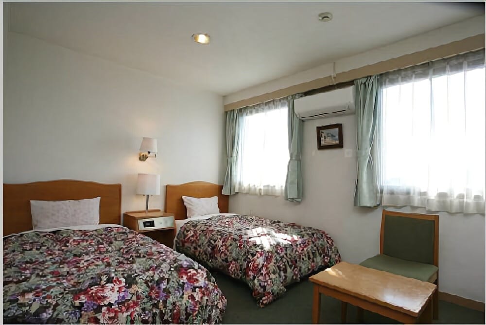 ツインルーム | ホテルニューユタカ