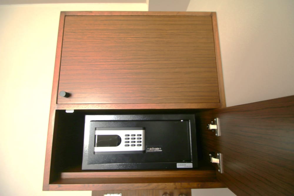 コンフォート ダブルルーム ダブルベッド 1 台 禁煙 客室4 | ホテルパームロイヤルリゾート国際通り