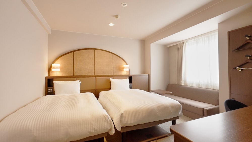 グランドツインルーム　禁煙 (大人3名利用時のみシングルソファーベッド1台が付きます) | ホテルパームロイヤルリゾート国際通り