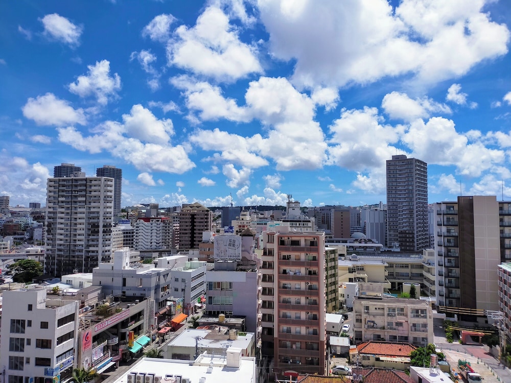 コンフォート ダブルルーム ダブルベッド 1 台 禁煙 シティ ビュー0 | ホテルパームロイヤルリゾート国際通り