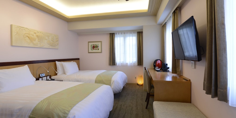 RAMツインルーム 禁煙 / スウェーデン製ベッド | ホテルパームロイヤルリゾート国際通り