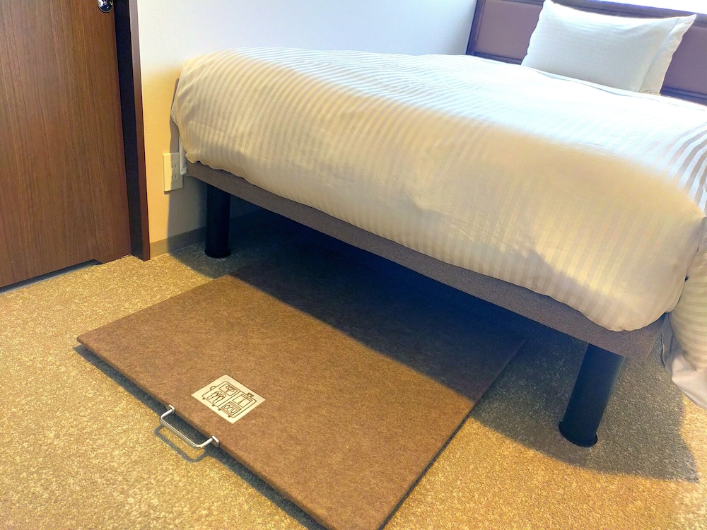 コンフォート ダブルルーム ダブルベッド 1 台 禁煙 客室5 | ホテルパームロイヤルリゾート国際通り