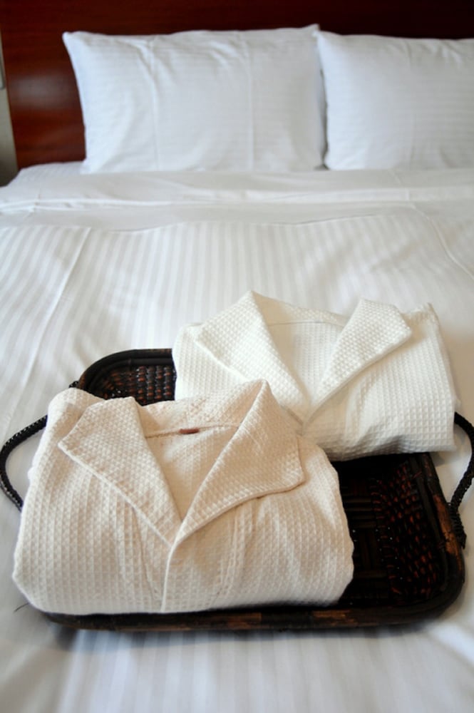 RAMツインルーム 禁煙 / スウェーデン製ベッド 客室の設備とサービス0 | ホテルパームロイヤルリゾート国際通り