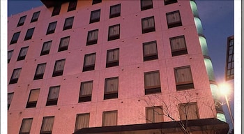 ホテルサンプラスユタカ