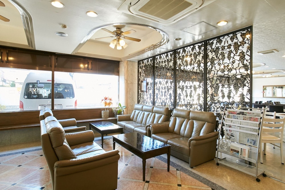 ロビー1 | ホテルサンプラスユタカ ロビー1 | ホテルサンプラスユタカ