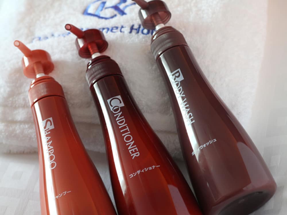 スタンダード ダブルルーム 喫煙可 客室の設備とサービス1 | ダイワロイネットホテル京都四条烏丸