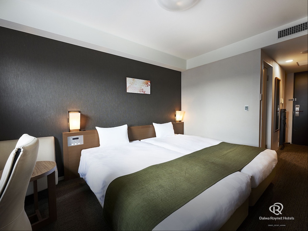 ハリウッド ツインルーム 禁煙 客室1 | ダイワロイネットホテル京都四条烏丸