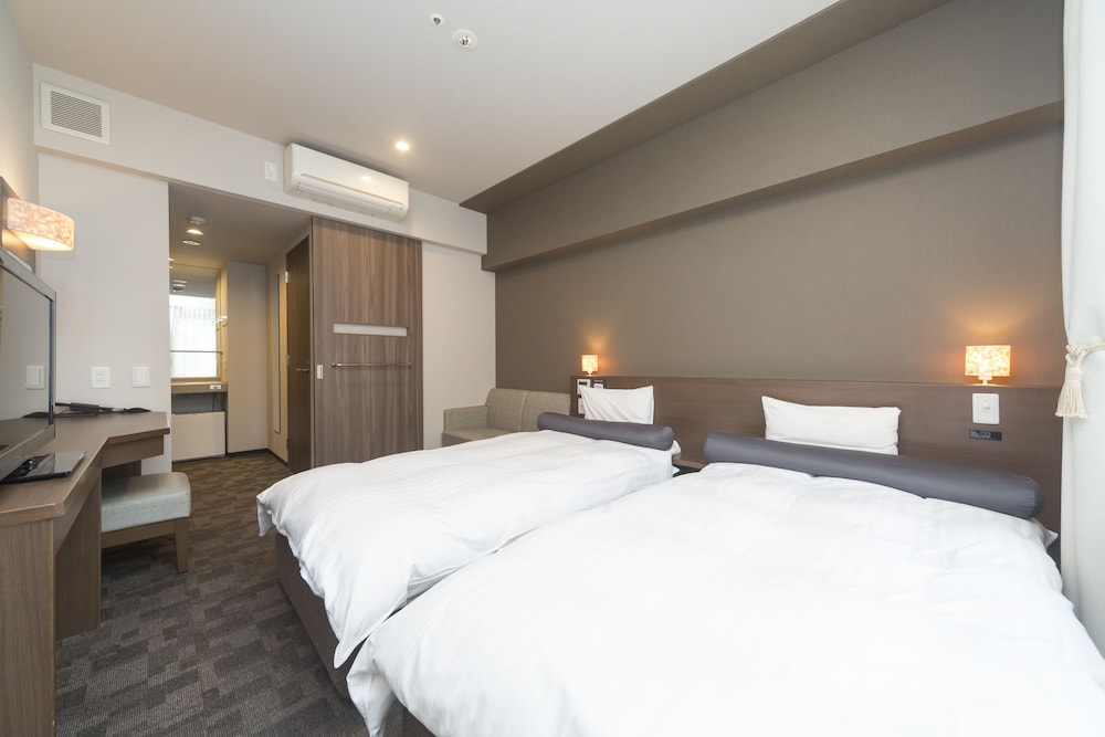 ハリウッドツインルーム 禁煙 客室2 | ドーミーインPREMIUM渋谷神宮前