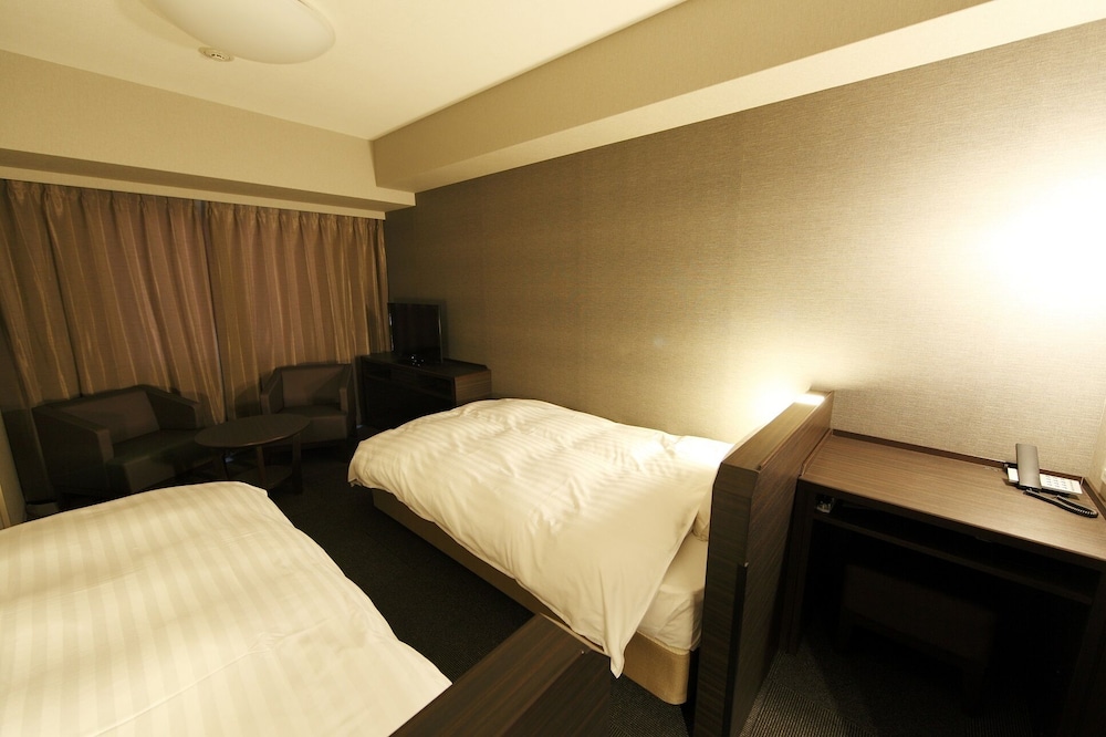 ツインルーム　禁煙（22.2㎡~22.9㎡) | 天然温泉　霧桜の湯　ドーミーイン鹿児島