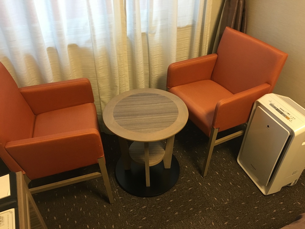 ツインルーム　禁煙（22.2㎡~22.9㎡) 客室1 | 天然温泉　霧桜の湯　ドーミーイン鹿児島