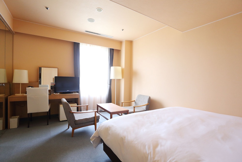 ダブルルーム 禁煙 リビング エリア0 | 大阪国際交流センターホテル