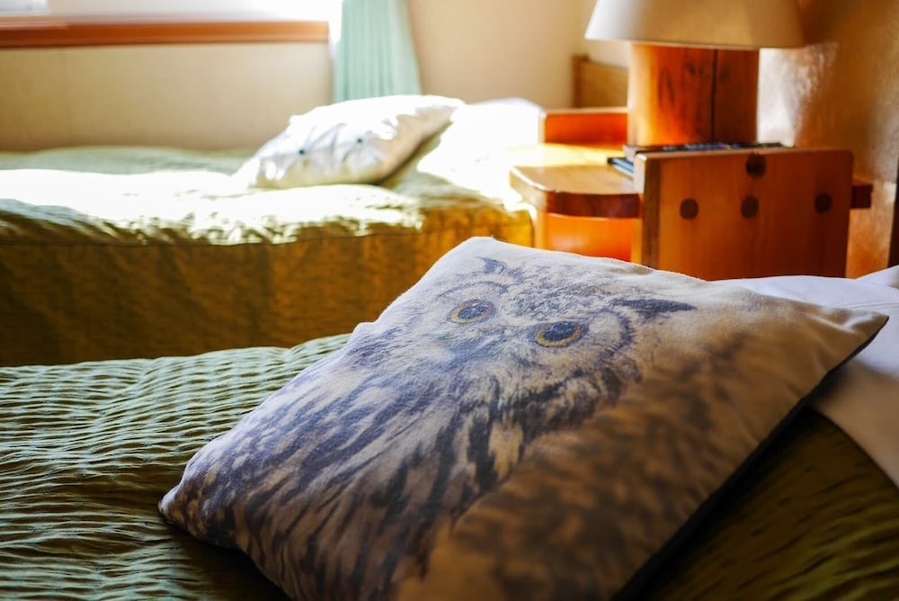 ツインルームシングルサイズベッド 2 台 客室3 | カントリー イン ミルキー ハウス