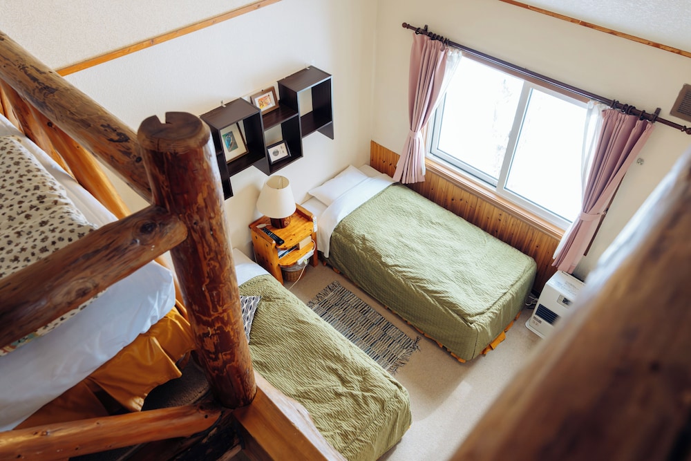 4 人部屋禁煙 | カントリー イン ミルキー ハウス