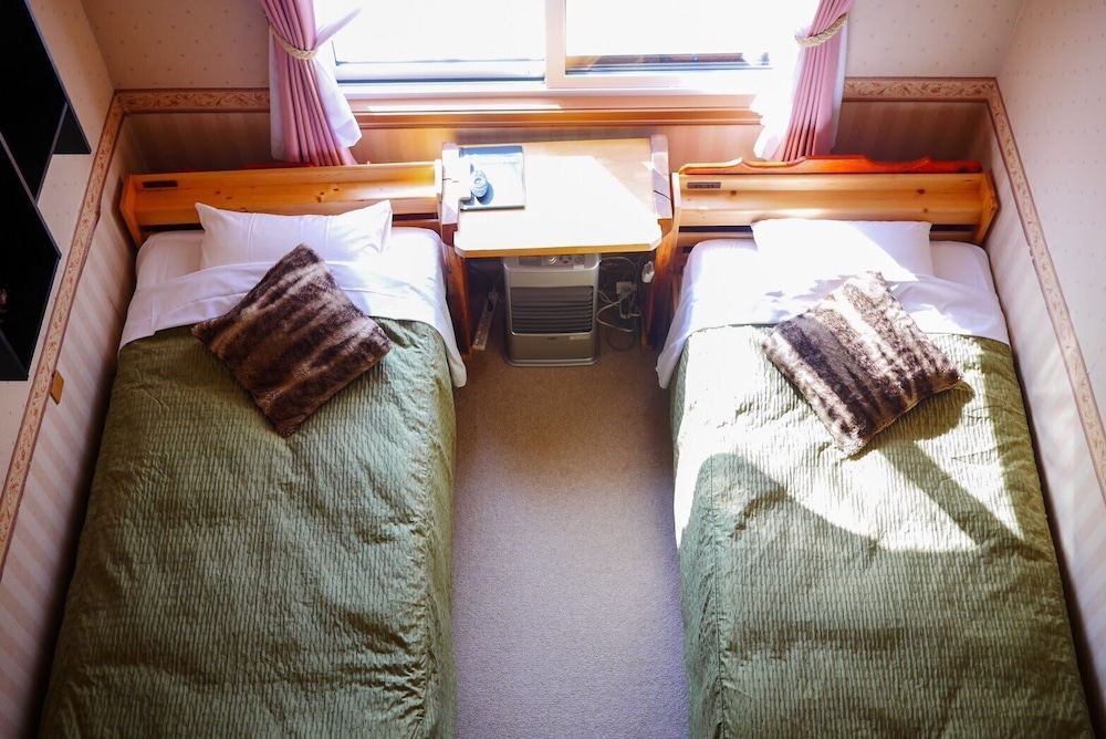 4 人部屋禁煙 客室11 | カントリー イン ミルキー ハウス