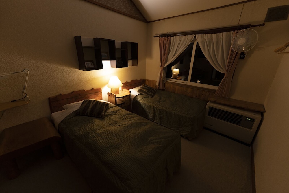 4 人部屋禁煙 客室3 | カントリー イン ミルキー ハウス