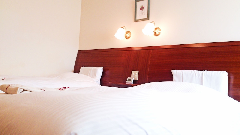 スタンダード ツインルーム 2 ベッドルーム 禁煙 | ホテル サンクイーン