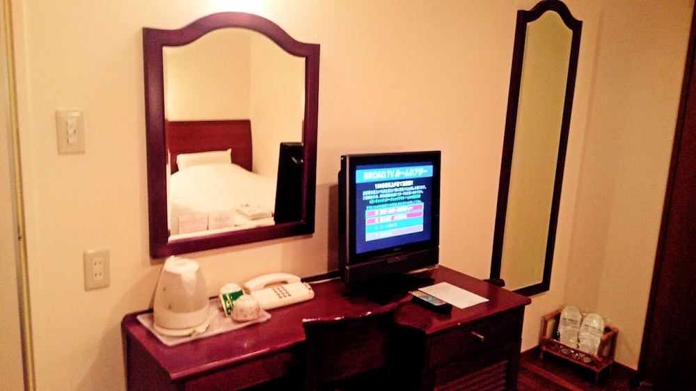 スタンダード ツインルーム 2 ベッドルーム 禁煙 客室の設備とサービス2 | ホテル サンクイーン