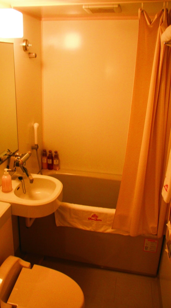 スタンダード ツインルーム 2 ベッドルーム 禁煙 バスルーム0 | ホテル サンクイーン