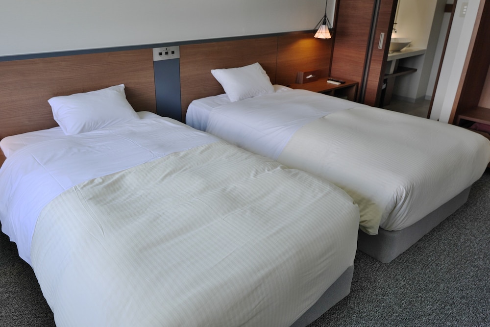 モデレートツインルーム 湖畔側 禁煙 客室1 | サロマ湖 鶴雅リゾート