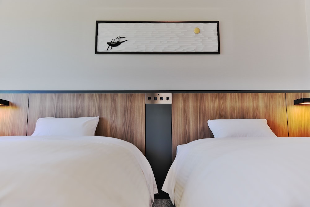 エコノミー ツインルーム シャワーブース 湖畔側 禁煙 | サロマ湖 鶴雅リゾート