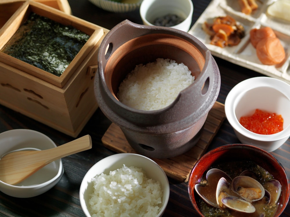 森の座 スタンダード スイート プライベート温泉付 旅館のお食事処0 | あかん鶴雅別荘 鄙の座