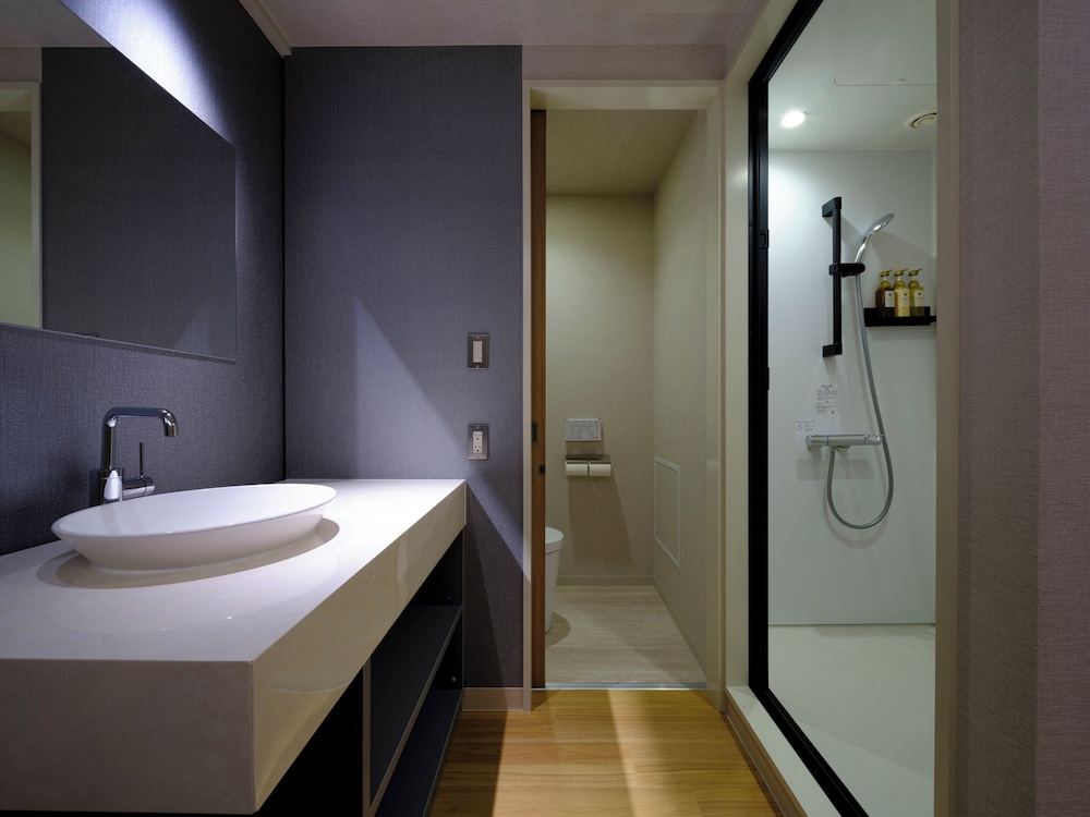 ラグジュアリー ツインルーム 禁煙 ハーバービュー バスルーム0 | 稲佐山観光ホテル