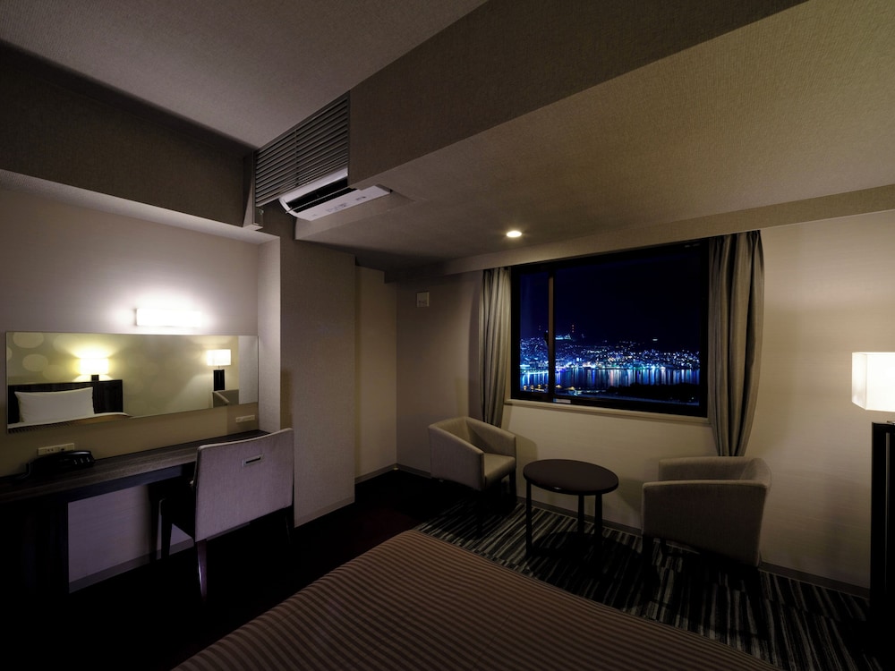 高層階 ハーバービューツイン 禁煙 | 稲佐山観光ホテル