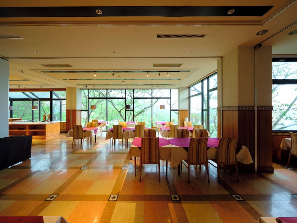 レストラン1 | 稲佐山観光ホテル