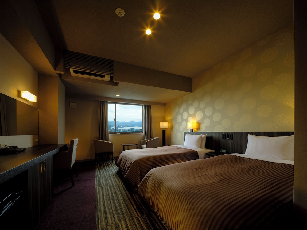 高層階 ハーバービューツイン 禁煙 客室2 | 稲佐山観光ホテル