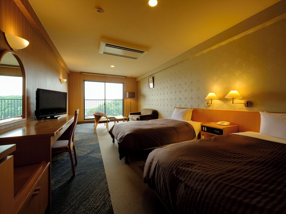 スーペリアツインルーム禁煙　海側 客室2 | 稲佐山観光ホテル