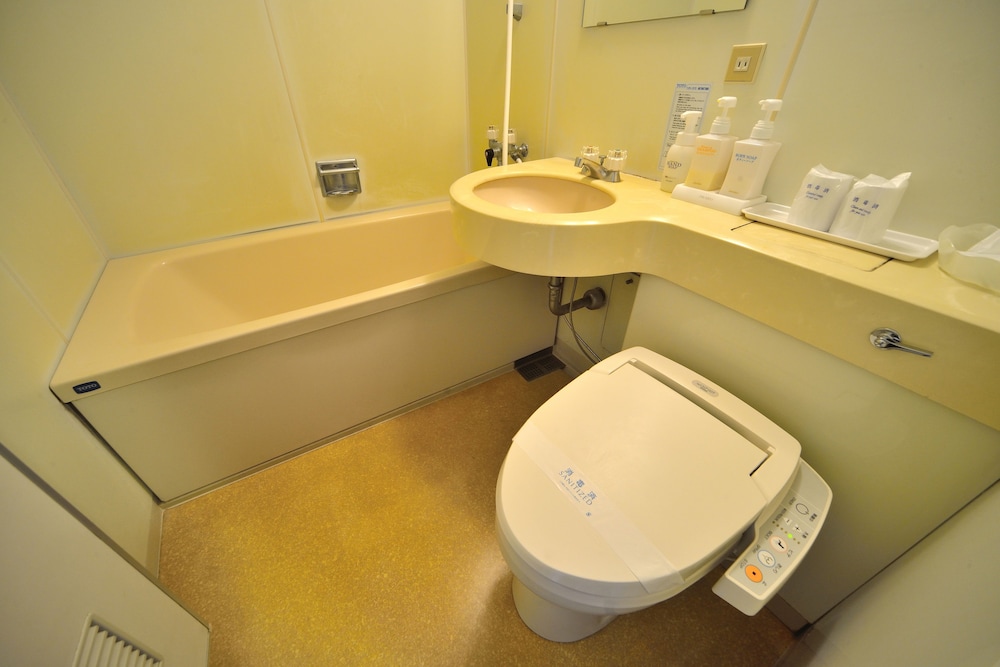 スーペリアツインルーム禁煙　海側 バスルーム0 | 稲佐山観光ホテル