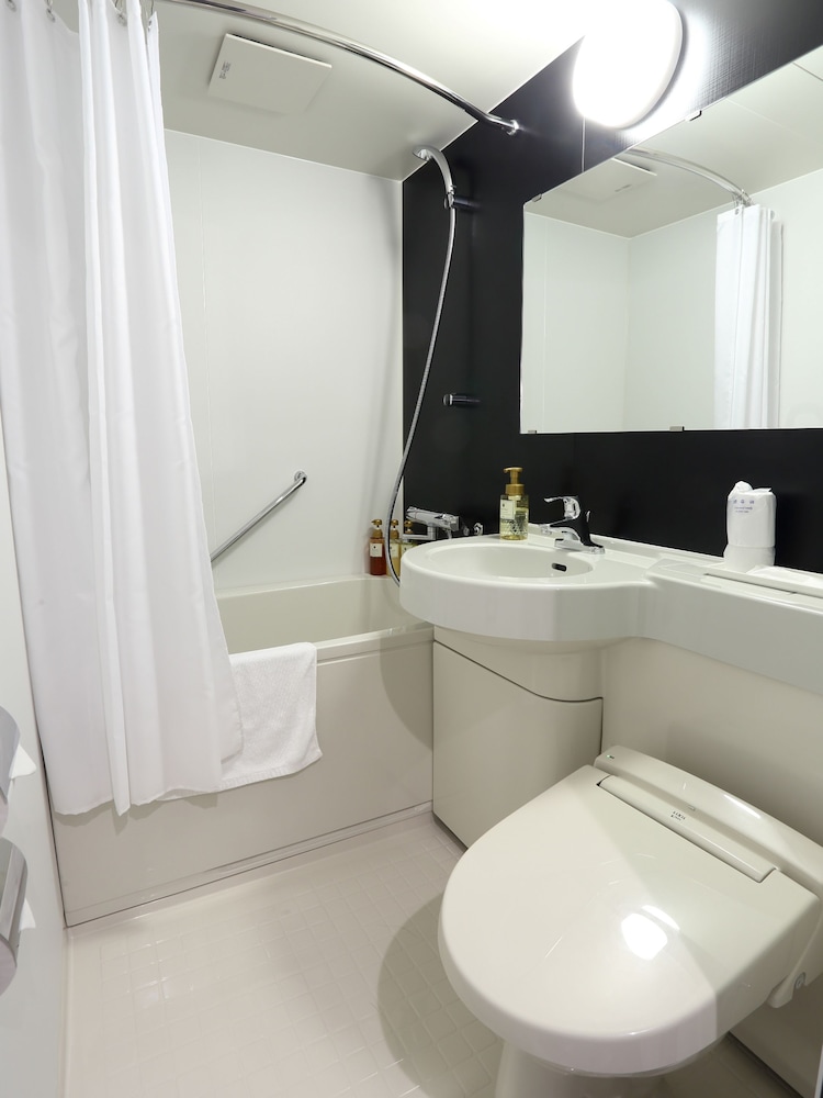 本館 スタンダードツイン バスルーム0 | 稲佐山観光ホテル