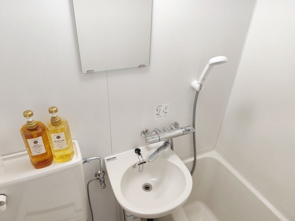 ツインルーム 禁煙 (Unit Bath Type) バスルーム0 | ホテル中央オアシス