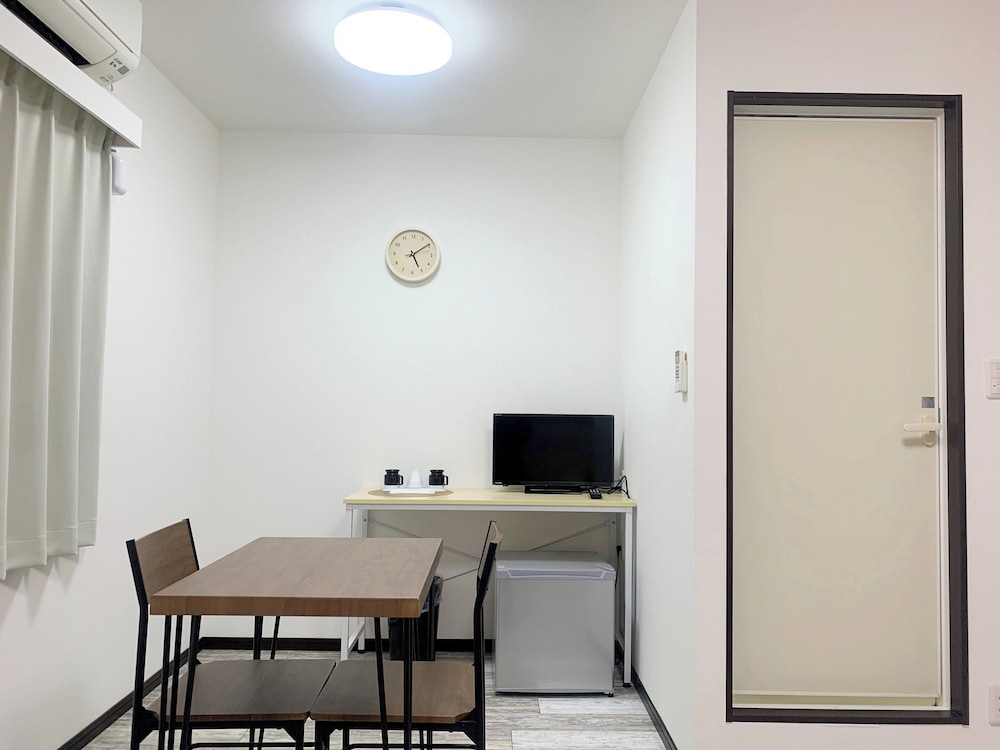 ツインルーム 禁煙 (Unit Bath Type) 客室2 | ホテル中央オアシス