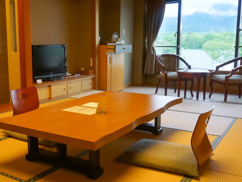 (ウイングス館) 和室 (禁煙) | あかん遊久の里 鶴雅