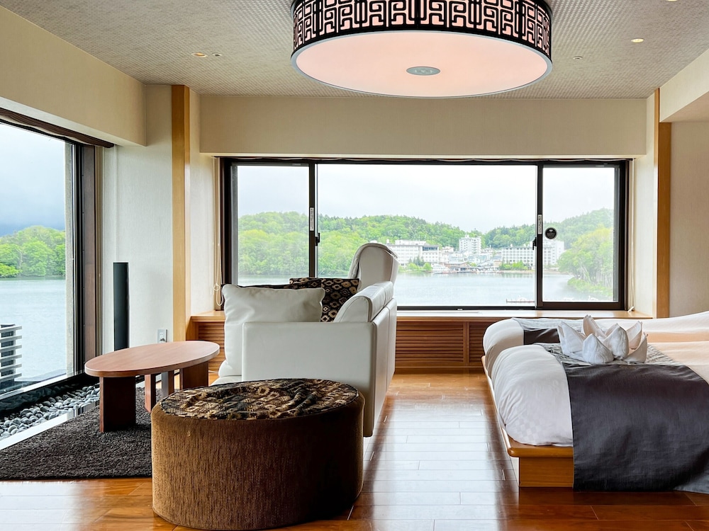 別館　温泉付展望特別室　夕食プレミアム会席 禁煙 客室4 | あかん遊久の里 鶴雅