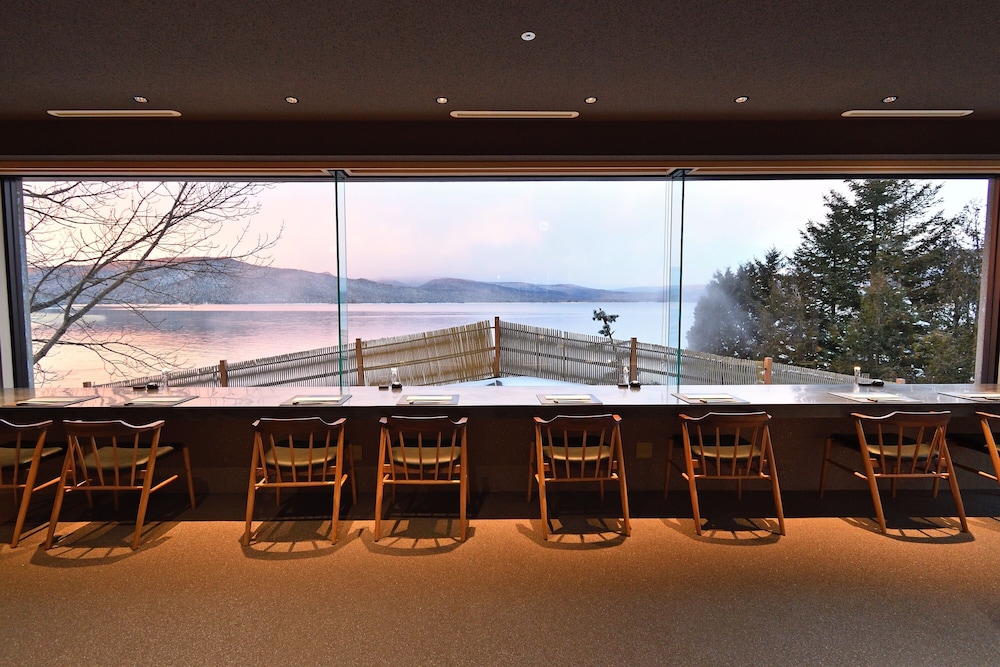 別館 和洋室 夕食プレミアム会席 禁煙 旅館のお食事処5 | あかん遊久の里 鶴雅