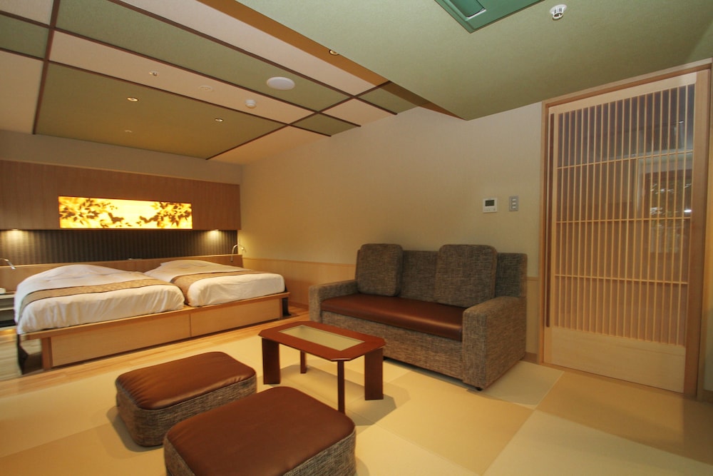 (こもれび) 展望バス付和洋室 禁煙 客室1 | あかん遊久の里 鶴雅