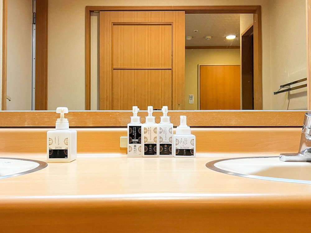 街側グループ和室 禁煙 バスルーム0 | あかん遊久の里 鶴雅