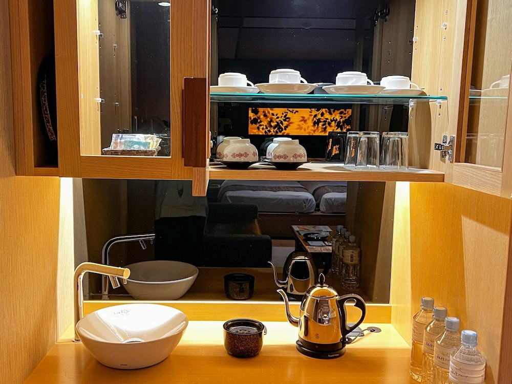 (こもれび) 展望バス付和洋室 禁煙 客室の設備とサービス0 | あかん遊久の里 鶴雅