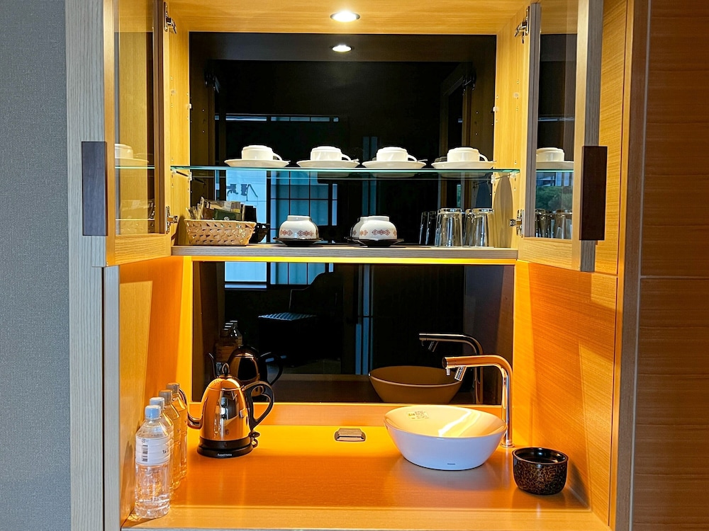 (こもれび) 展望バス付デラックス和洋室 禁煙 客室の設備とサービス0 | あかん遊久の里 鶴雅