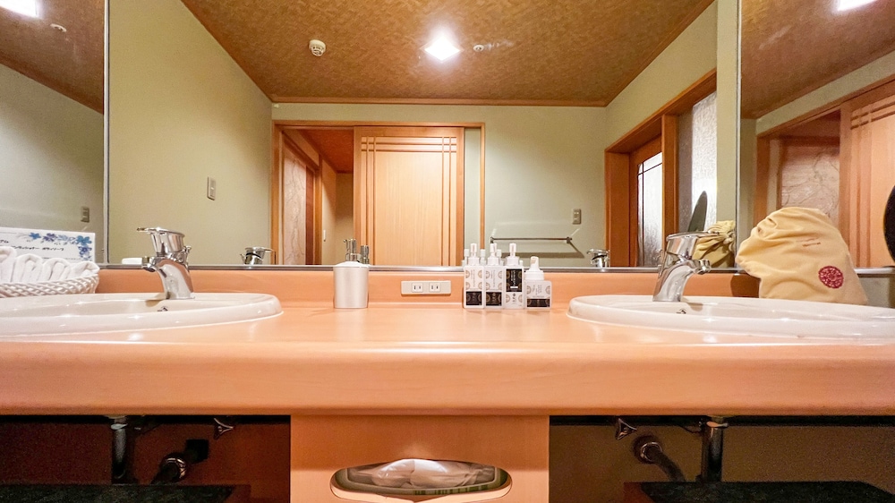 別館 和洋特別室 夕食プレミアム会席 禁煙 バスルーム0 | あかん遊久の里 鶴雅