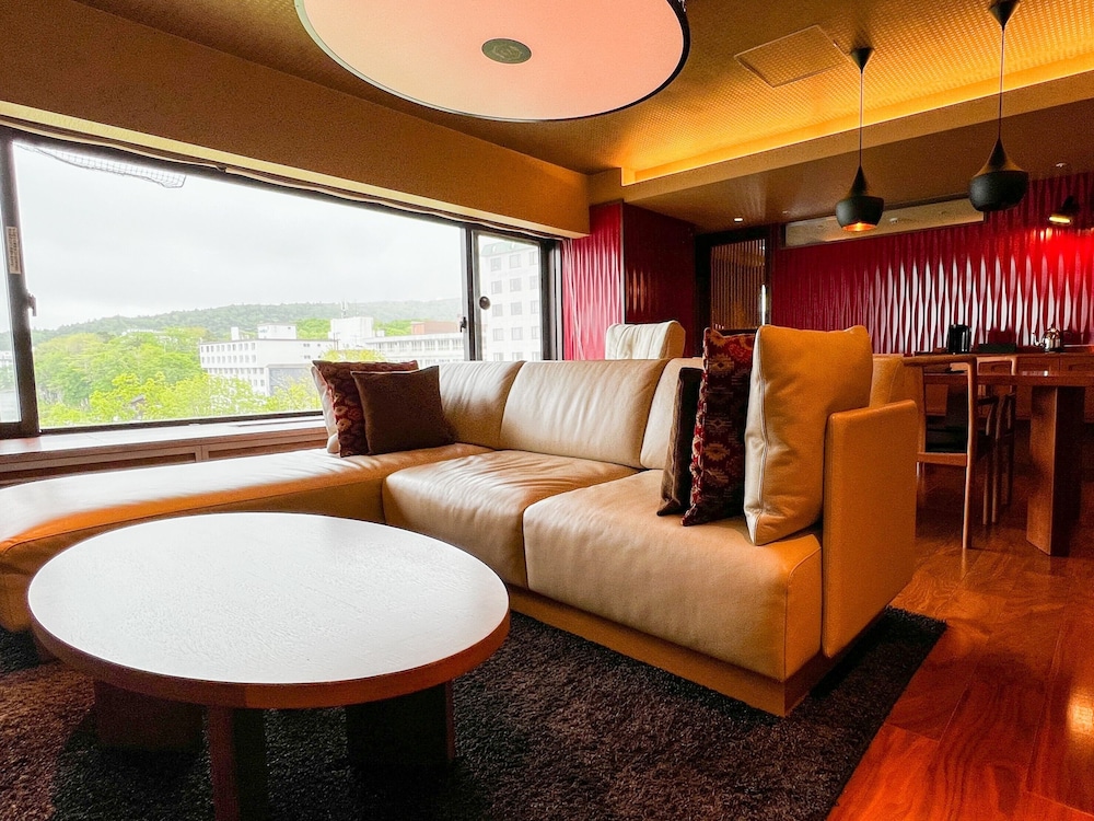 別館　展望風呂付和洋特別室　夕食プレミアム会席 禁煙 客室3 | あかん遊久の里 鶴雅