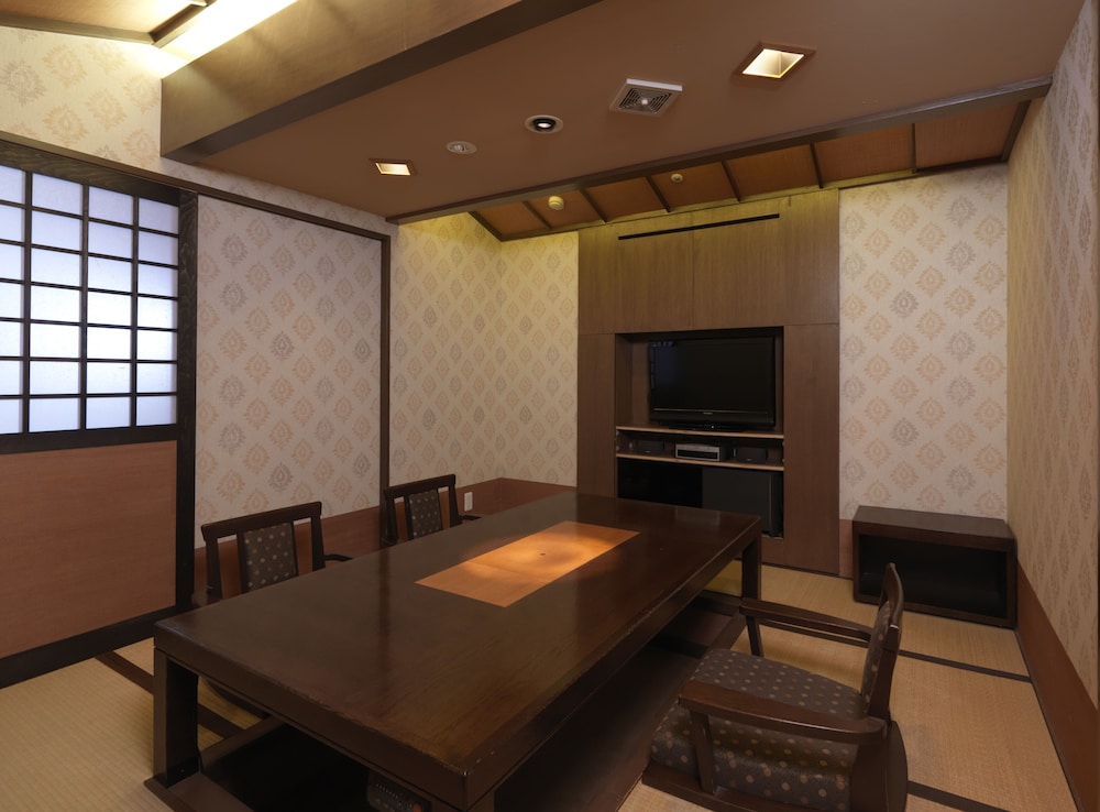 別館　和洋特別室　夕食プレミアム会席 禁煙 客室1 | あかん遊久の里 鶴雅