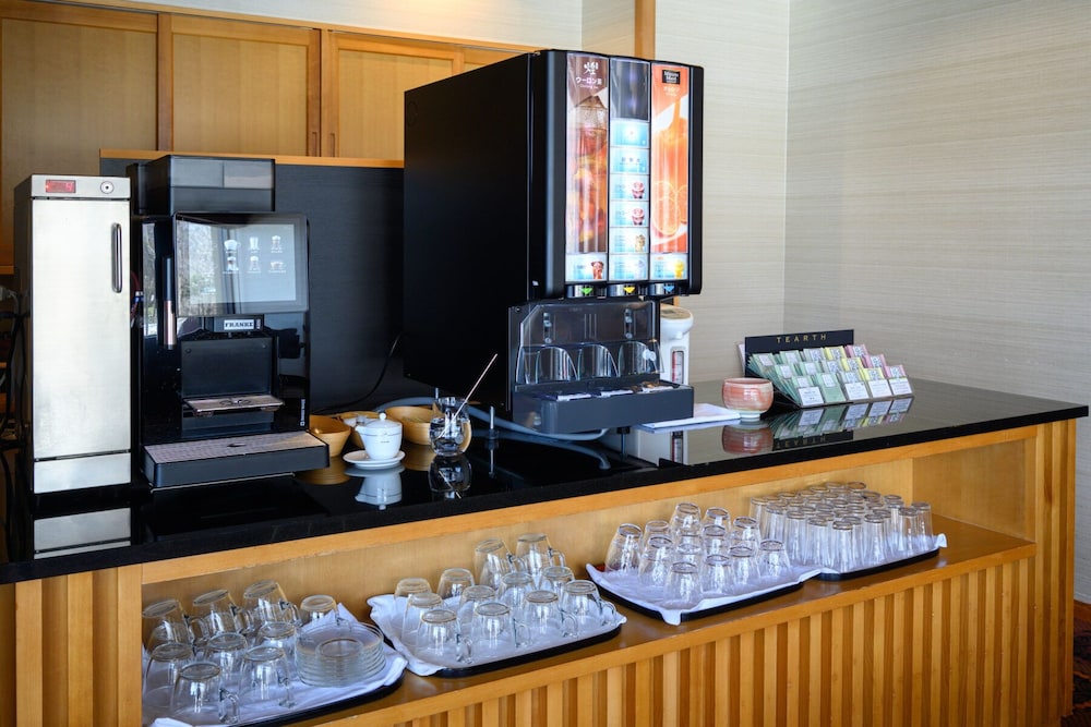 別館 和洋室 夕食プレミアム会席 禁煙 エグゼクティブ ラウンジ1 | あかん遊久の里 鶴雅